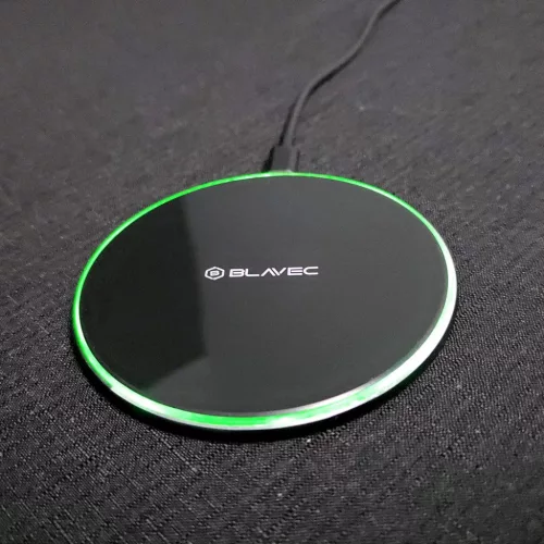 Blavec Indukciós töltő BQI-07 Qi 15W UniCharge (BQI07-QIB) fekete �-5900217492733 5 kép