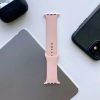 Tech-Protect IconBand Apple Watch 4 / 5 / 6 / 7 / 8 / 9 / SE / Ultra 1-0795787713112 3 kép