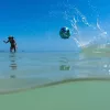 Waboba Seabreeze vízen pattogó labda 8 cm, többféle színben-840001917200 7 kép