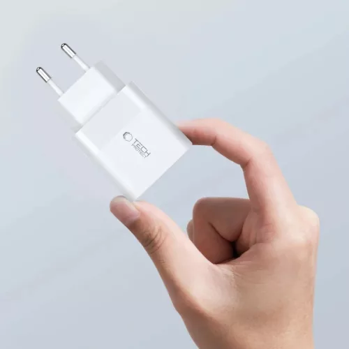Tech-Protect C20W hálózati töltő 2x USB-C PD 20W - fehér-9319456607093 5 kép
