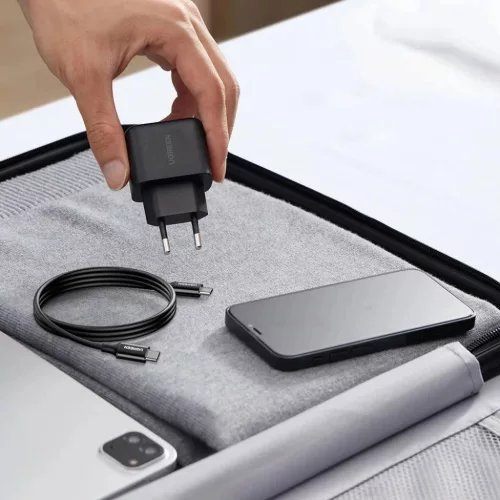 Ugreen USB Type C töltő 25W Power Delivery + USB Type C kábel 2m fe-6957303804108 9 kép