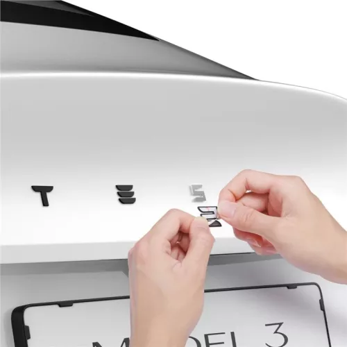 Spigen Tesla hátsó embléma logó teljes borítás fekete – Tesla -8809971234016 10 kép