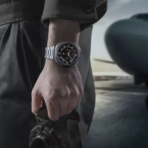  Samsung Galaxy Watch Ultra 2 47 mm ezüst Spigen Bezel Tune Pro (Pilo-8800337247510 9 kép