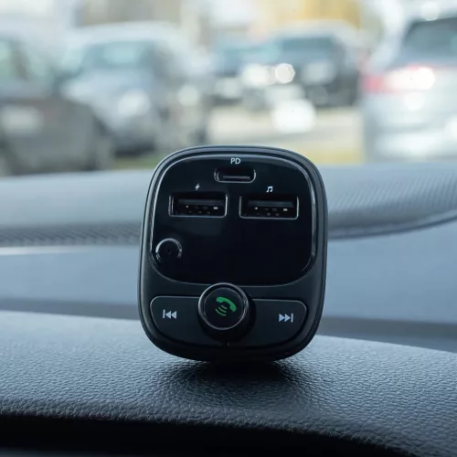 Forever FM transmitter Bluetooth 2 x USB-A 1 x USB-C PD 30W TR-370 fek-5907457722354 5 kép