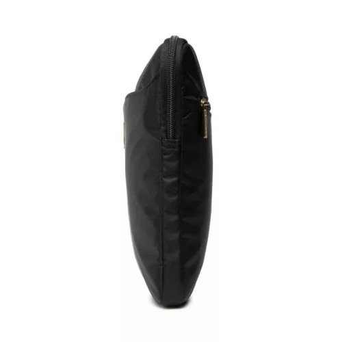 Guess GUCS13NTMLBK Nylon Triangle Sleeve 13'' laptop táska fekete sz�-3700740491096 4 kép