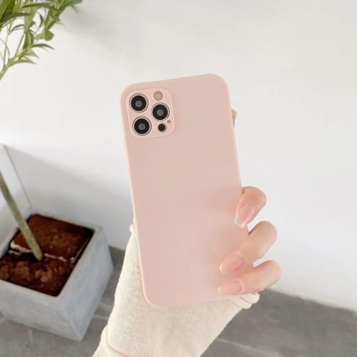 iPhone 13 Pro Max szilikon tok világos rózsaszín színben- 1 kép