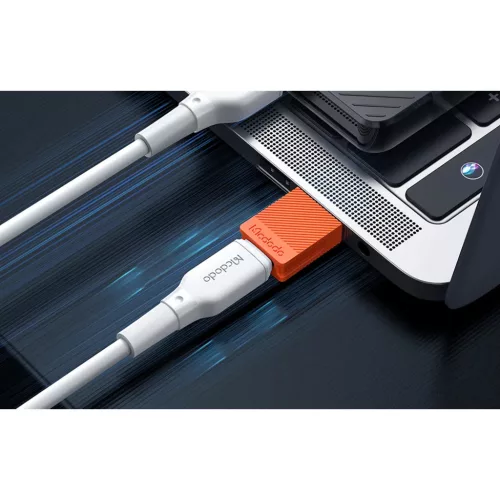 Mcdodo USB-C - USB 3.0 átalakító adapter OT-6550 narancssárga-6921002665506 6 kép