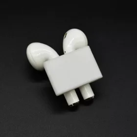 SMD HH-06 Airpods tartó, óra pántra rögzíthető szilikon fehér s-0000000007785 2 kép