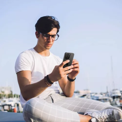 Iphone 16 Pro / Pro Max Spigen Optik Pro Glas.tr "ez Fit" Kamera Véd�-8809971236850 6 kép