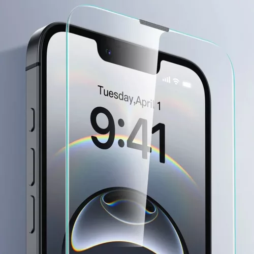  iPhone 13 / 13 Pro / 14 / 16e/17e Átlátszó Edzett Üveg ESR UltraF-4894240266144 4 kép