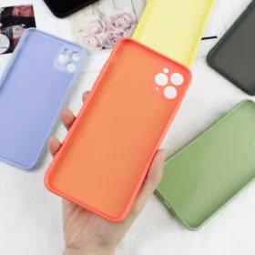 iPhone 13 Pro Max szilikon tok világos rózsaszín színben- 2 kép
