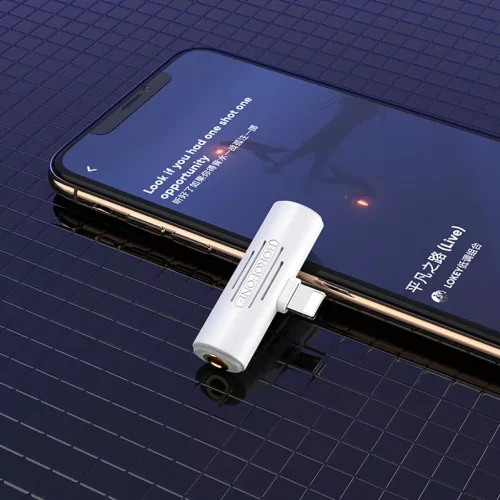 Borofone audio adapter BV7 Lightning - Lightning + 3.5 mm jack fehér-6931474701435 4 kép