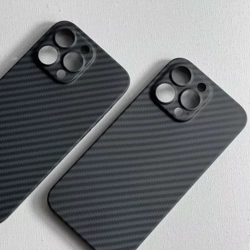 iPhone 14 Pro Max MagSafe-kompatibilis karbon mintás TPU tok fekete s- 4 kép