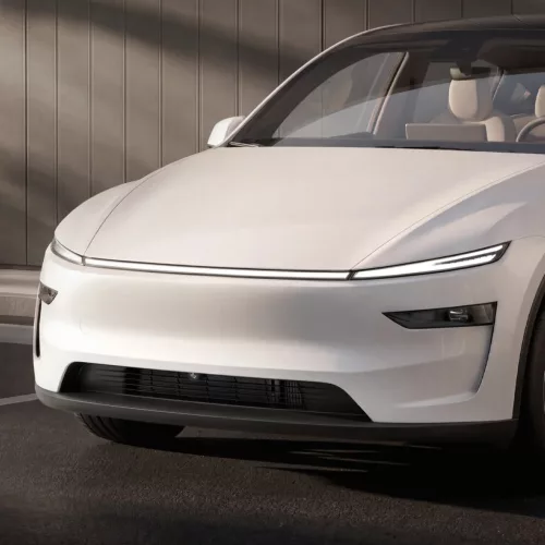 Spigen Tesla első kamera védő fekete – Tesla Model Y (Juniper)-8800337243635 8 kép