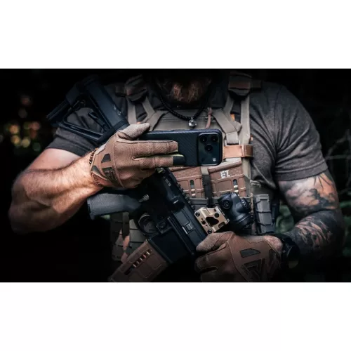  Apple iPhone 18 Pro fekete Tactical MagForce Aramid védőtok-8596311314698 5 kép