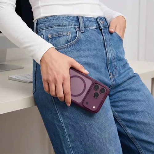  iPhone 17 Pro / 18 Pro sötét cseresznye/átlátszó Tech-Protect Ma-5906302341603 9 kép