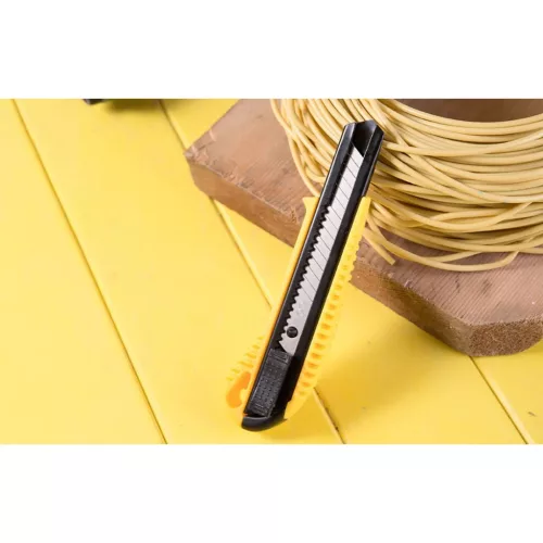 Deli Tools EDL003 sniccer kés 18mm SK5-6973107487187 4 kép