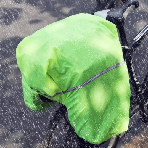 Wozinsky kerékpártáska csomagtartóra 35L palacktartóval, fekete-5907769300615 3 kép