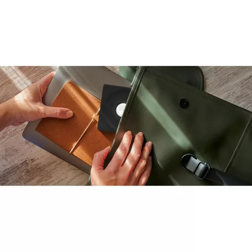 Belkin BoostCharge Pro hordozható Apple Watch gyorstöltő fekete (WI-745883830770 8 kép