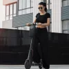 Wozinsky Vízálló táska elektromos roller / robogóhoz 4L fekete (W-5907769300356 10 kép